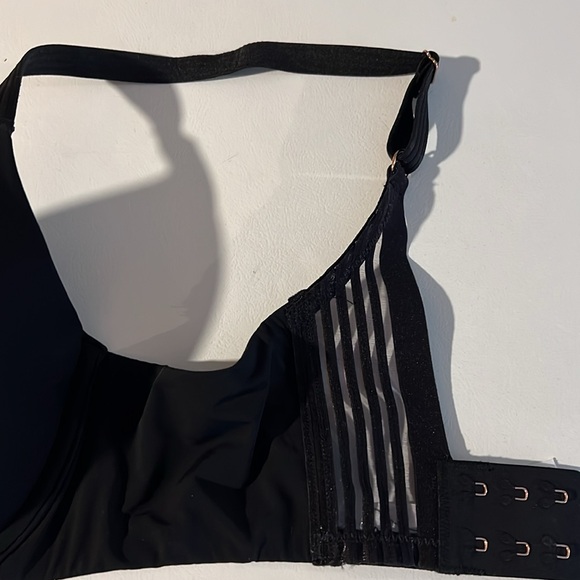 NWOT Le Mystere Second Skin Back Smoother Underwire Bra - Picture 9 of 12